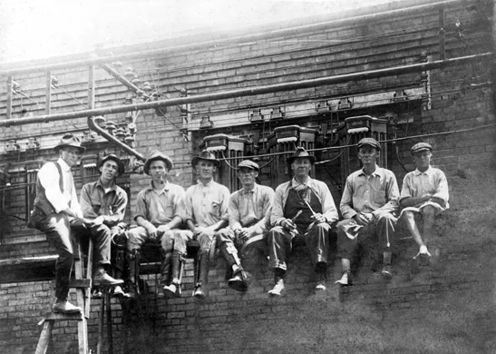old carter electric workers